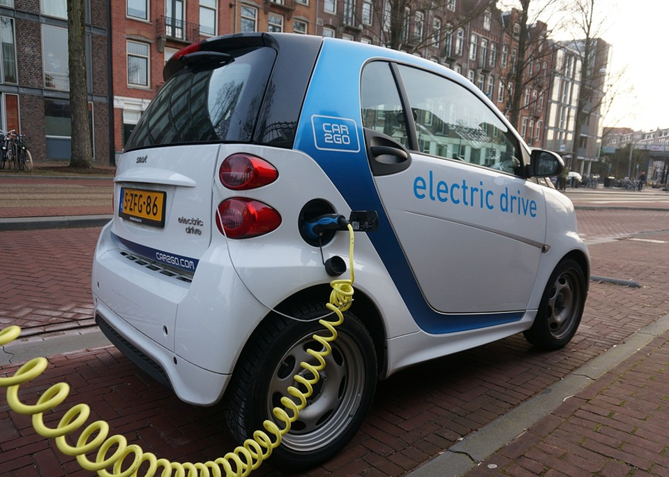 Autos Eléctricos e Híbridos